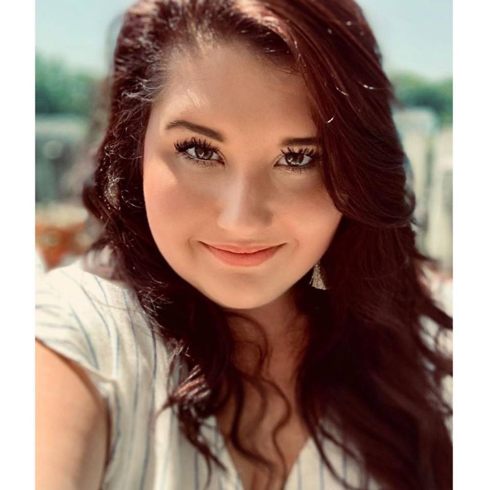 Meet your Posher, Katie